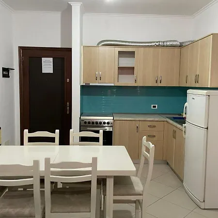 Summer Apartmán Shëngjin